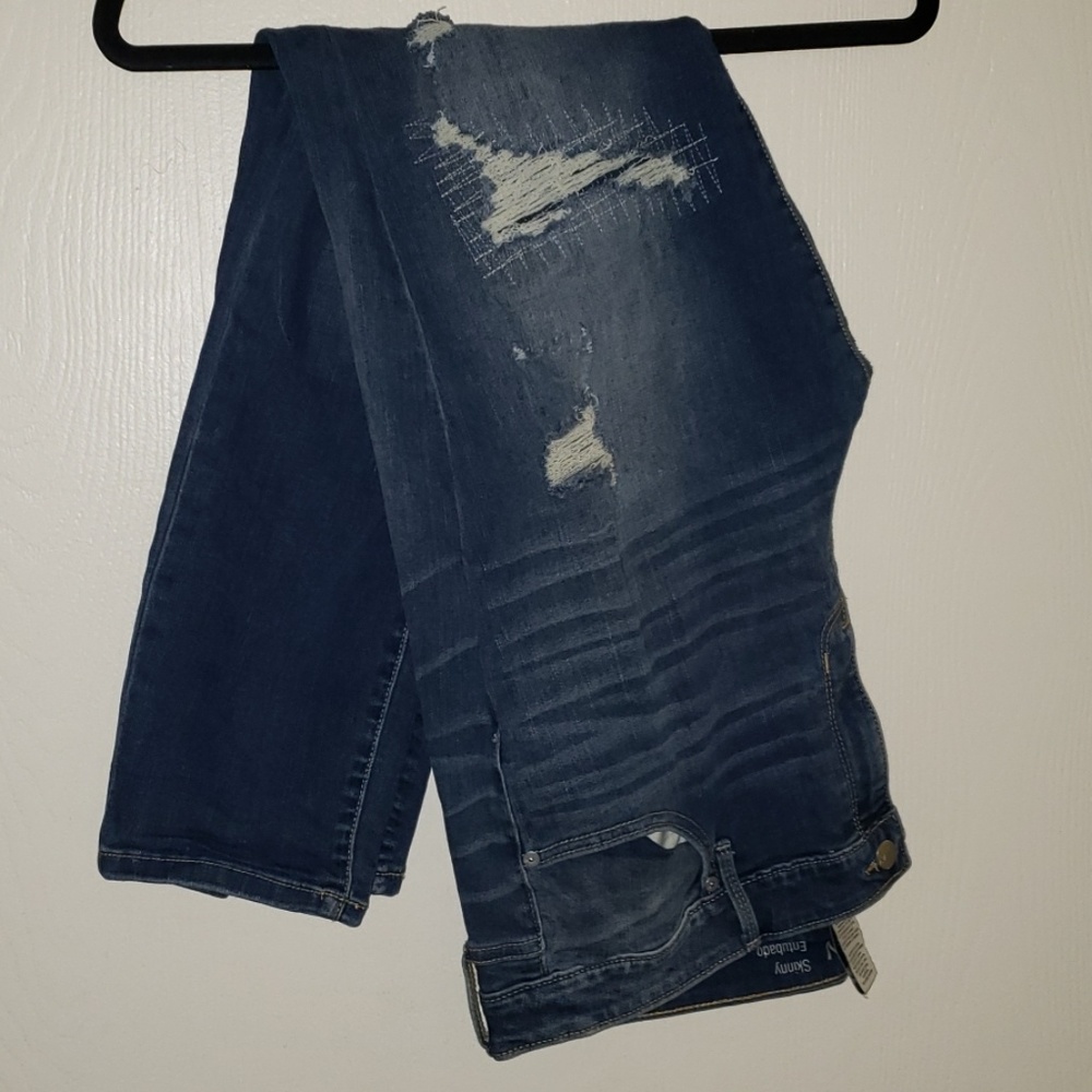 Distressed skinny Jean's